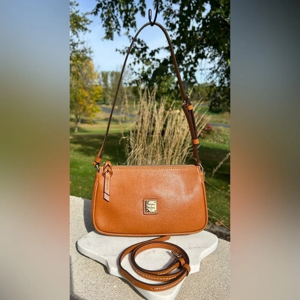Dooney & Bourke Lexi Saffiano Leather Crossbody Shoulder Purse NWOT